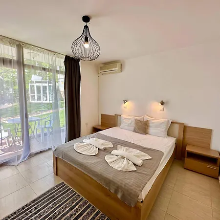 Modern One-bedroom In Diamant By Menada Apartment *